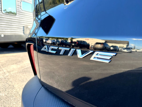 Used 2025 Ford Escape Active image 21
