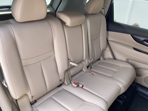 Used 2019 Nissan Rogue SL w/ Premium Package image 20