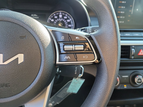 Used 2023 Kia Forte LXS image 21