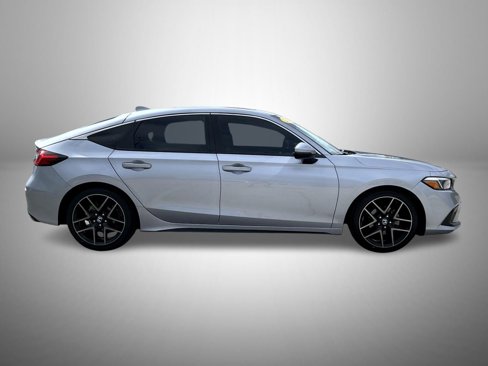 Used 2022 Honda Civic Sport Touring image 4
