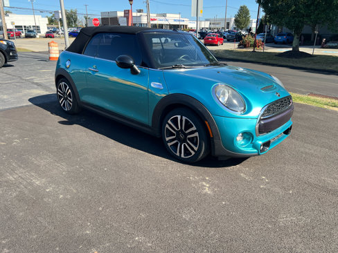 Used 2019 MINI Cooper S image 3