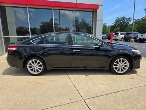 Used 2013 Toyota Avalon XLE Touring image 9