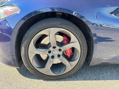 Used 2018 Alfa Romeo Giulia AWD image 8