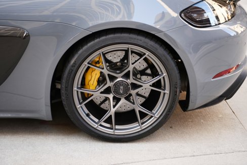 Used 2023 Porsche 718 Cayman GT4 RS image 22