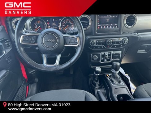Used 2018 Jeep Wrangler Unlimited Sahara w/ Cold Weather Group image 19