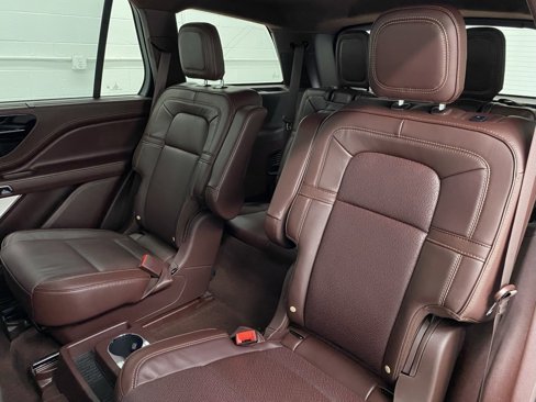 Used 2023 Lincoln Aviator Black Label Grand Touring w/ Class IV Trailer Tow Package image 15