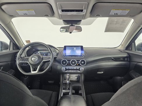 Used 2022 Nissan Sentra SV image 25
