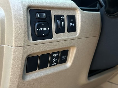 Used 2010 Toyota 4Runner SR5 image 16