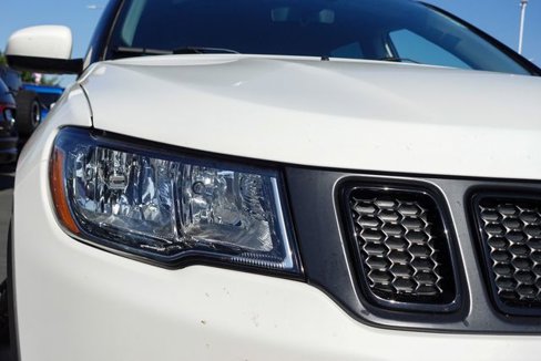 Used 2019 Jeep Compass Altitude image 3