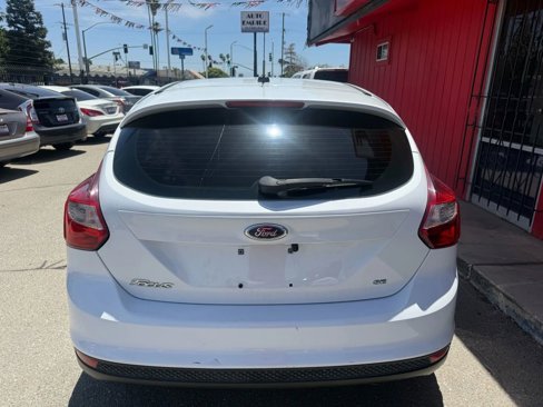 Used 2014 Ford Focus SE image 3