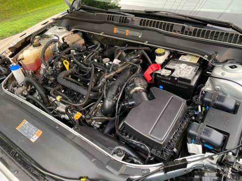 Used 2019 Ford Fusion SE image 12