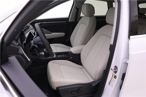 New 2025 Audi Q3 2.0T Premium Plus image 7