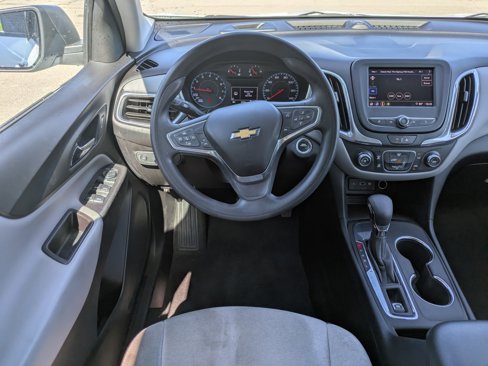 Used 2022 Chevrolet Equinox LS image 16