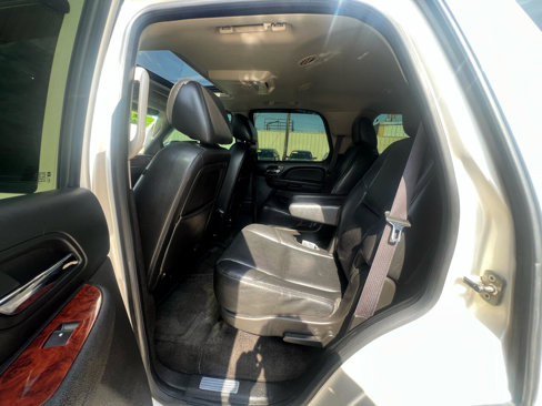 Used 2014 Chevrolet Tahoe LTZ image 38