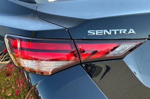 New 2025 Nissan Sentra SV w/ Trunk Package image 31