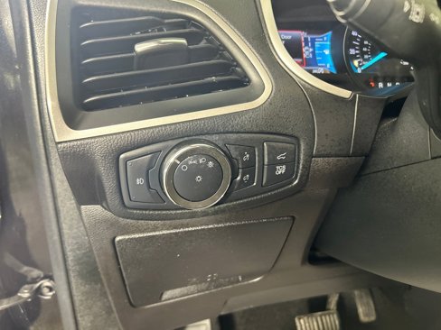 Used 2020 Ford Edge SEL w/ Convenience Package image 19