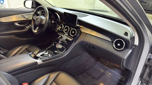 Used 2015 Mercedes-Benz C 300 4MATIC Sedan image 15