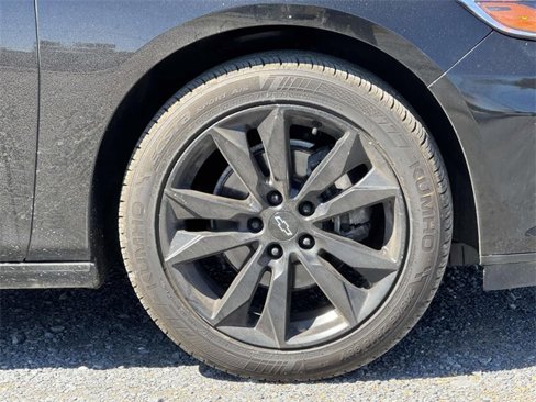 Used 2021 Chevrolet Malibu RS image 24