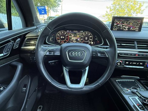 Used 2019 Audi Q7 3.0T Prestige image 15