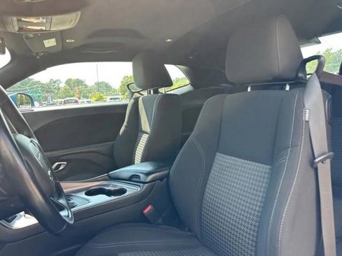 Certified 2023 Dodge Challenger SXT image 10