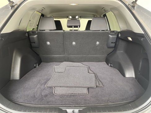 Used 2022 Toyota RAV4 XLE image 28