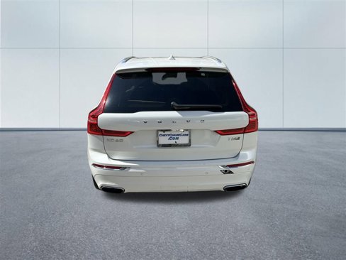 Used 2018 Volvo XC60 T8 Inscription w/ Advanced Package image 6