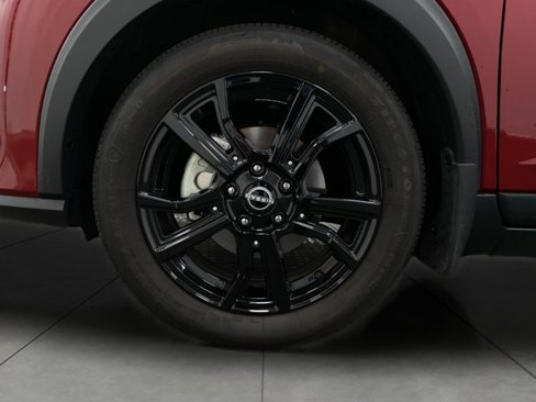 Used 2024 Nissan Kicks SR w/ SR Premium Package image 12