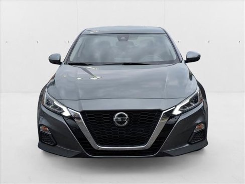 Used 2021 Nissan Altima 2.5 SV image 2