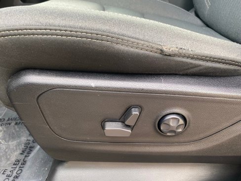 Used 2021 RAM 1500 Big Horn image 12