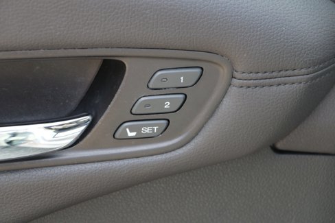 Used 2016 Acura RDX AWD w/ Technology Package image 16