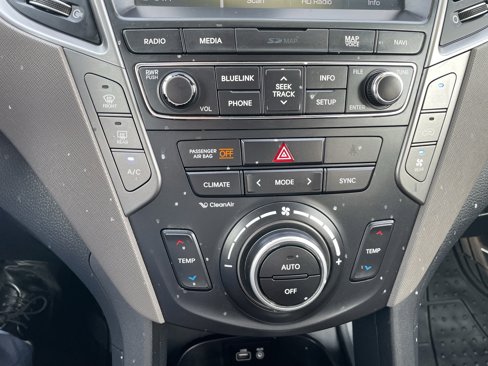 Used 2017 Hyundai Santa Fe Limited image 23