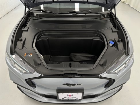 Used 2022 Ford Mustang Mach-E Premium image 39