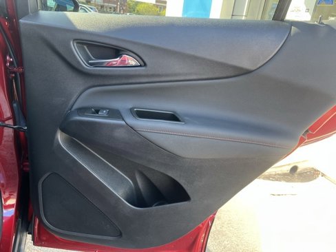 Used 2023 Chevrolet Equinox RS w/ RS Leather Package image 26