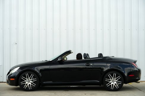 Used 2004 Lexus SC 430 Convertible image 40