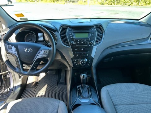 Used 2016 Hyundai Santa Fe Sport image 11