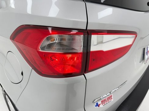 Used 2020 Ford EcoSport SE image 36