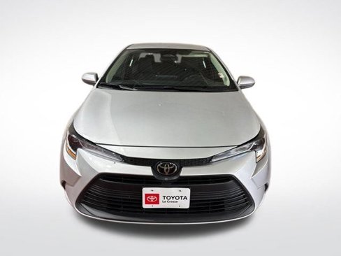 Used 2023 Toyota Corolla LE image 16