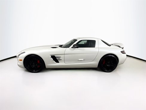 Used 2013 Mercedes-Benz SLS AMG GT Coupe image 4