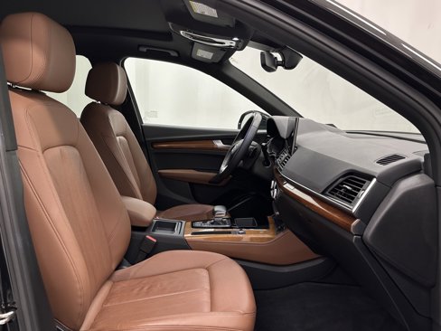 Used 2022 Audi Q5 2.0T Premium Plus w/ Premium Plus Package image 18