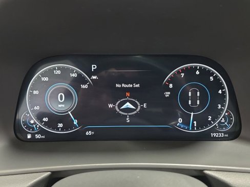 Used 2020 Hyundai Sonata Limited w/ Preferred Accessory Package image 18