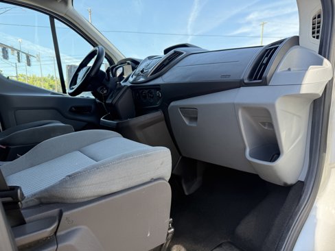 Used 2015 Ford Transit 350 XLT image 16