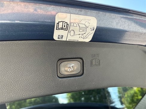 Used 2018 Ford Edge SEL w/ Equipment Group 201A image 28