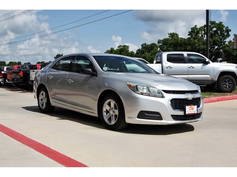 Used 2015 Chevrolet Malibu LS image 2