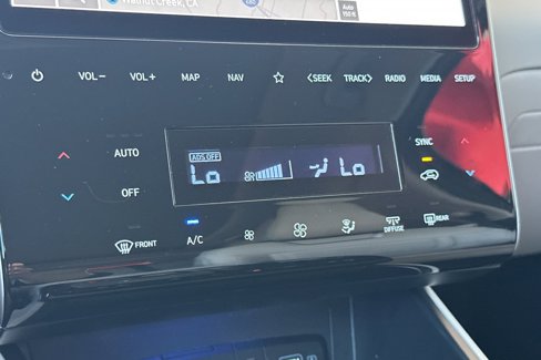 Used 2022 Hyundai Tucson Limited image 26
