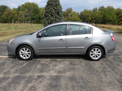 Used 2012 Nissan Sentra 2.0 SL w/ Navigation Pkg image 10