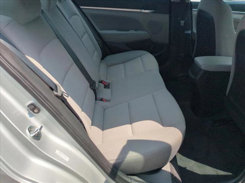 Used 2019 Hyundai Elantra SEL image 18