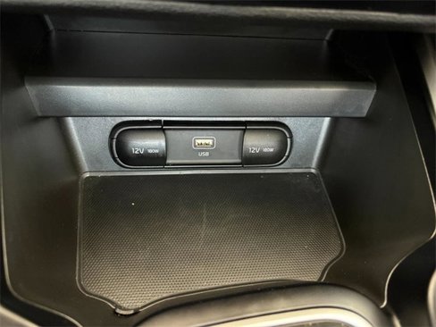 Used 2024 Kia Soul LX w/ LX Technology Package image 16