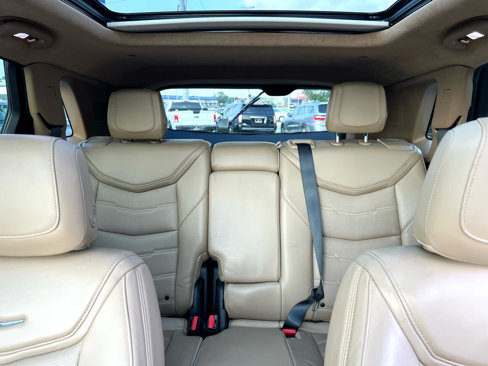 Used 2017 Cadillac XT5 Platinum w/ Driver Assist Package image 52