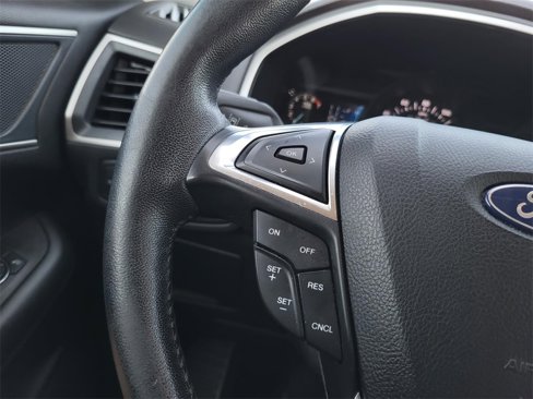 Used 2021 Ford Edge SEL image 10