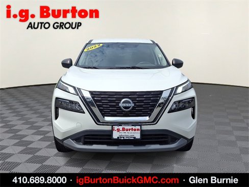 Used 2022 Nissan Rogue S image 2